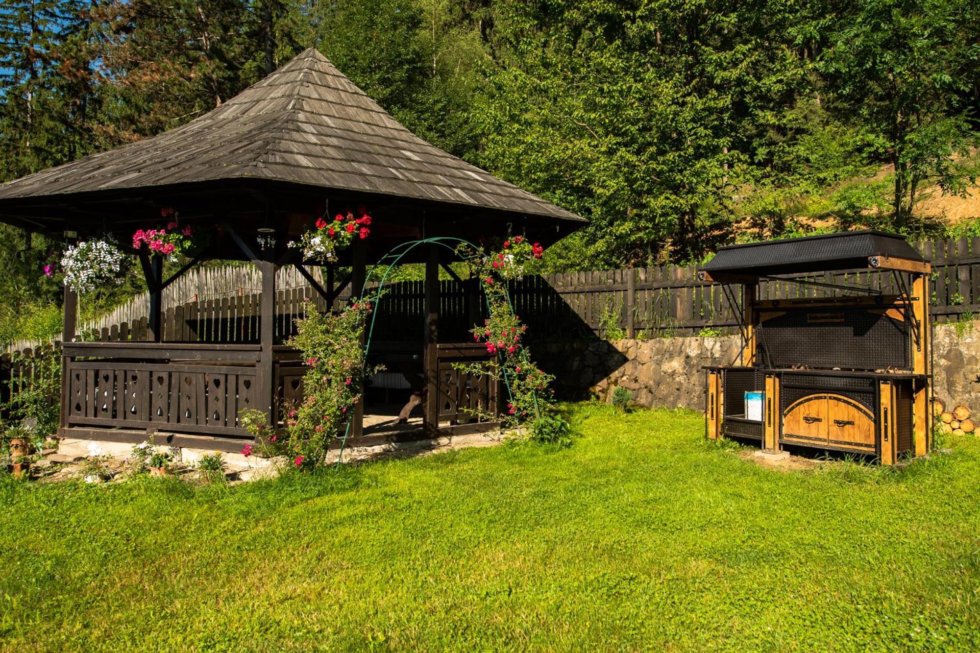 Bucovina Lodge Pension Vámfalu Kültér fotó