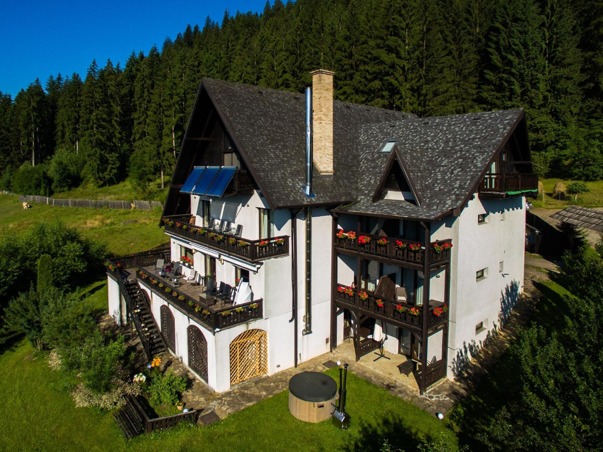 Bucovina Lodge Pension Vámfalu Kültér fotó